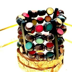 Vintage Natural Wood Bead Stretch Bracelet – Earthy Bohemian Style